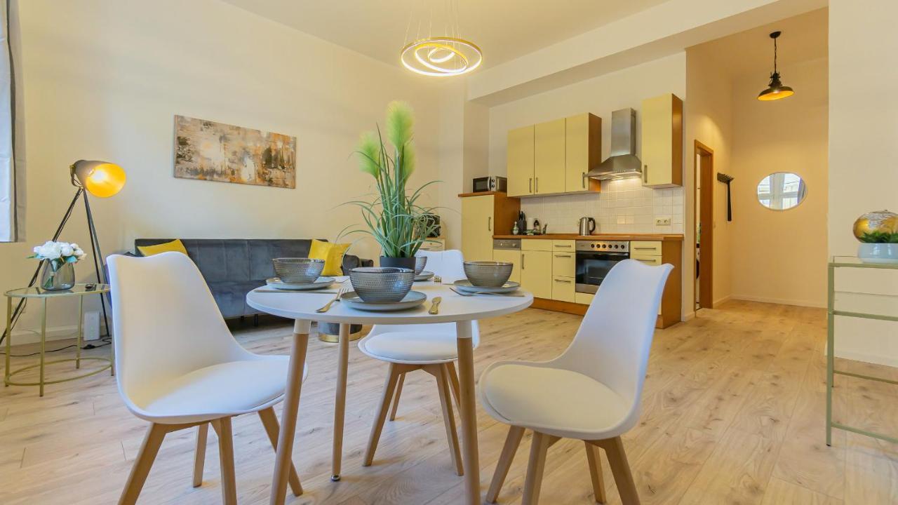 Cityapartment - 53 M², 2 Zimmer, Zentral, Netflix, Kueche, Waschmaschine Котбус Екстер'єр фото